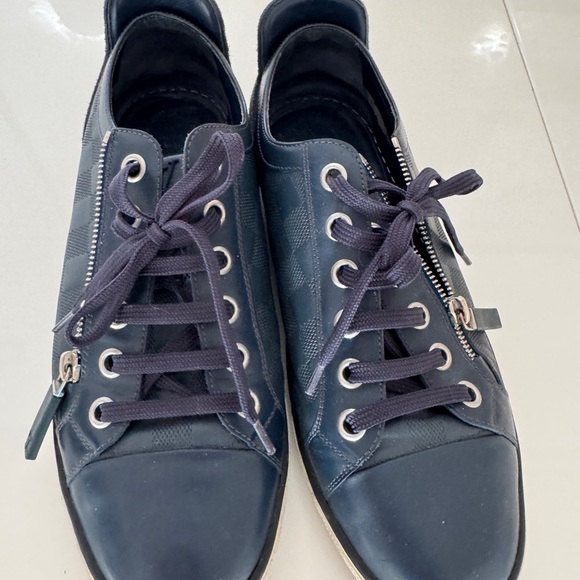 Louis Vuitton Navy Blue Sneakers damier 9,5 - Picture 1 of 7